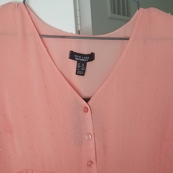 NWT Maternity top - Picture 2 of 3